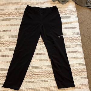 chicos size 00r black athletic joggers with pocket!!